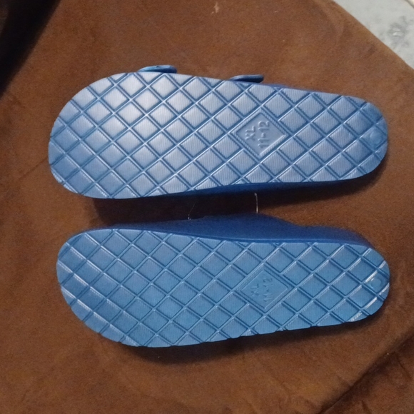 Astro Slides - Picture 3 of 4